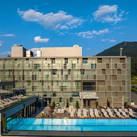 Arena Franz Ferdinand Nassfeld Hotel Tröpolach